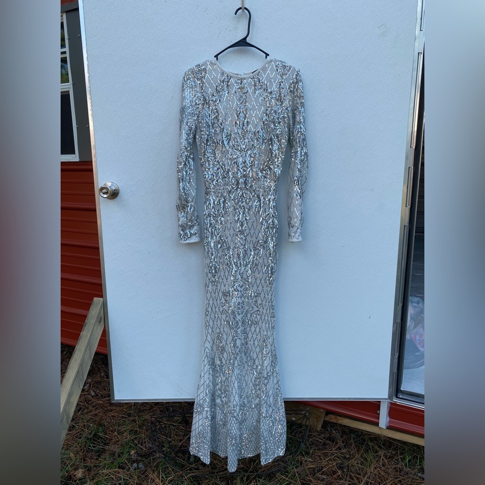 Gorgeous prom, pageant, or formal dress.